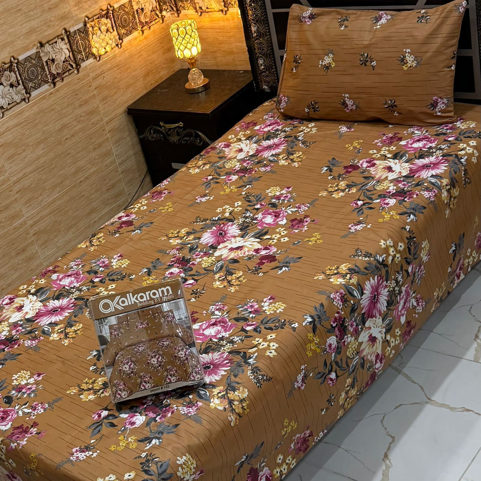 Alkaram single pair pure cotton bed sheet [S-7537]